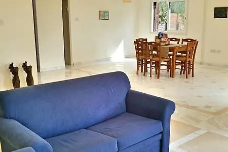 Вілла House 3 Ларнака