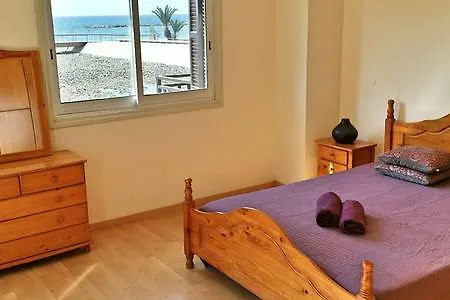 House 3 Vila Larnaca